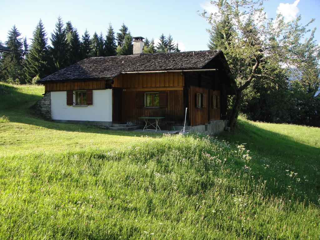 Maisaess Lifinarblick Villa Schruns Cameră foto