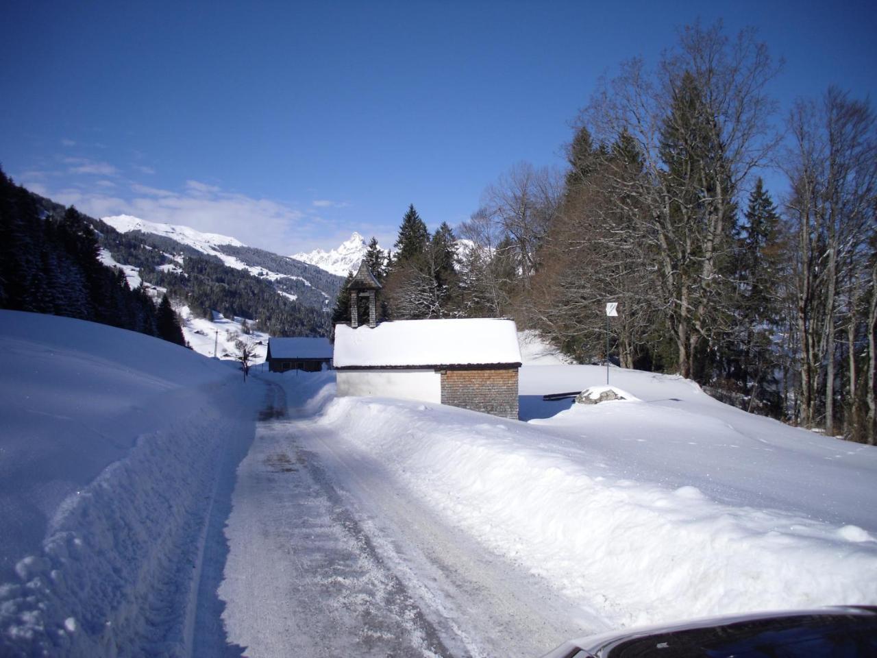 Maisaess Lifinarblick Villa Schruns Exterior foto